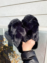 Load image into Gallery viewer, Criss Cross Faux Fur Slippers
